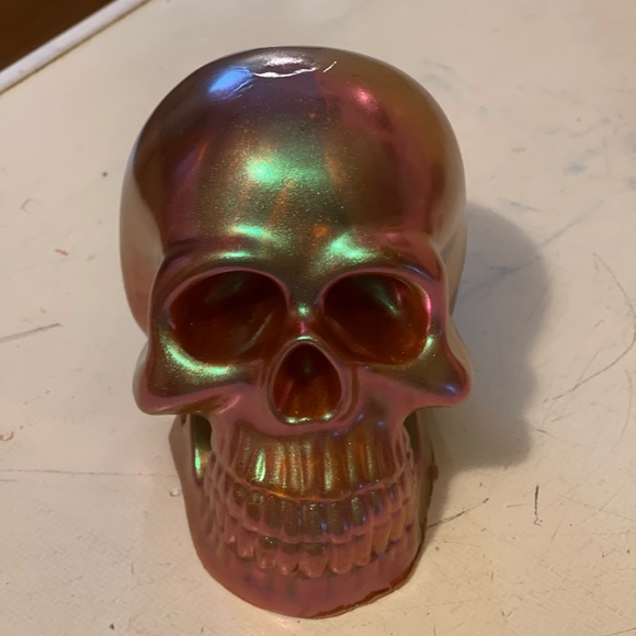 Resin skull decor - Picture 2 of 2